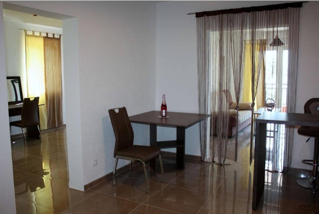 Ferienwohnung Odessa Mama Bijela Exterior foto