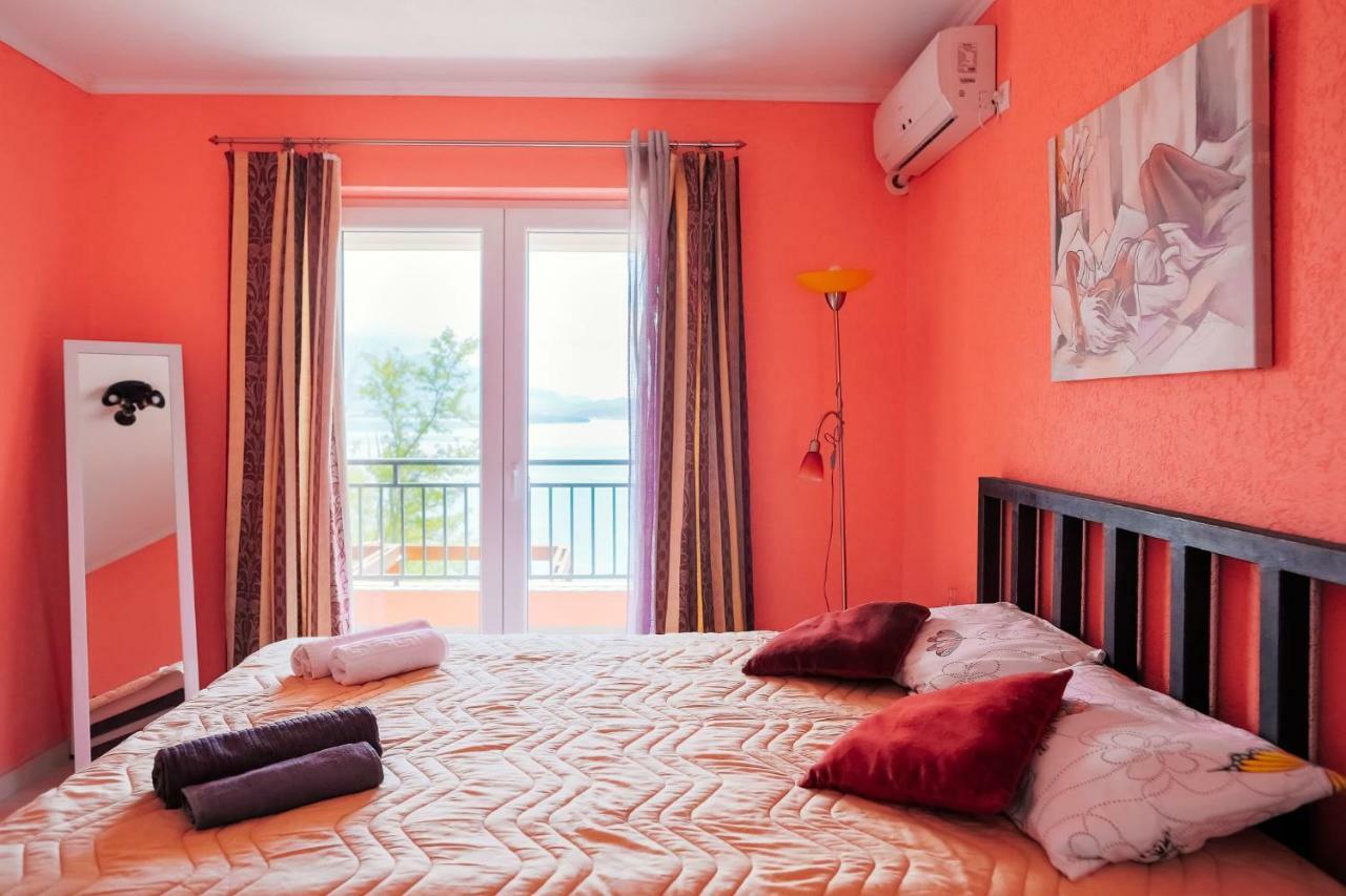 Ferienwohnung Odessa Mama Bijela Exterior foto